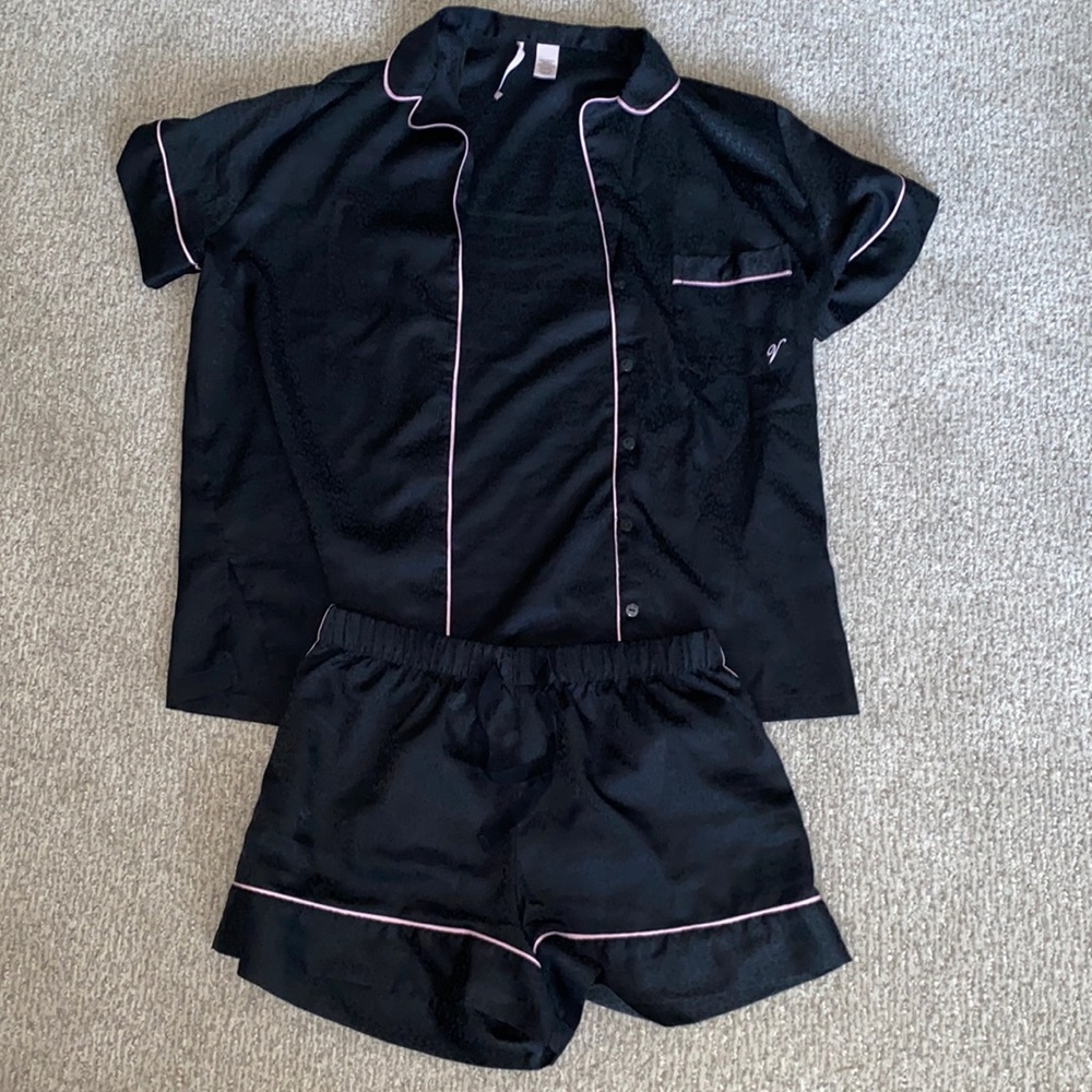 Victoria’s Secret pajama set